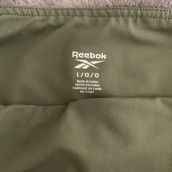 Woman’s Reebok Shorts - Picture 2 of 3